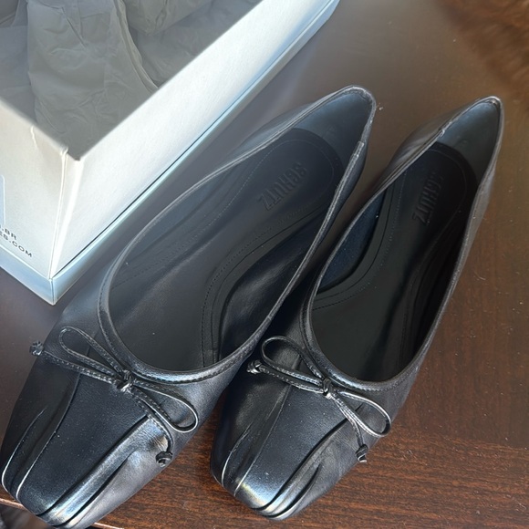 SCHUTZ Shoes - SCHUTZ Black Arissa Flats 9.5